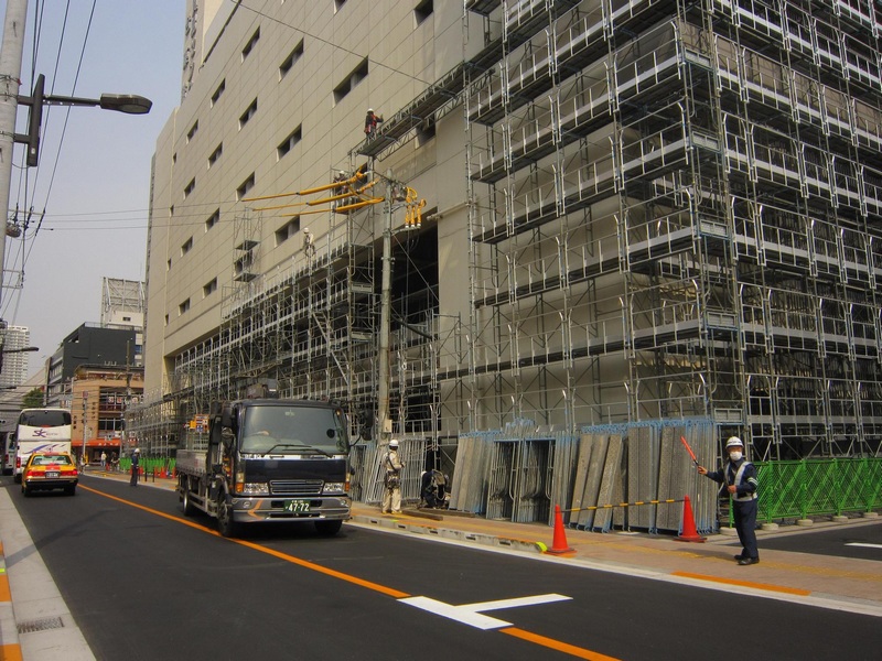 淅川日本三年建筑工